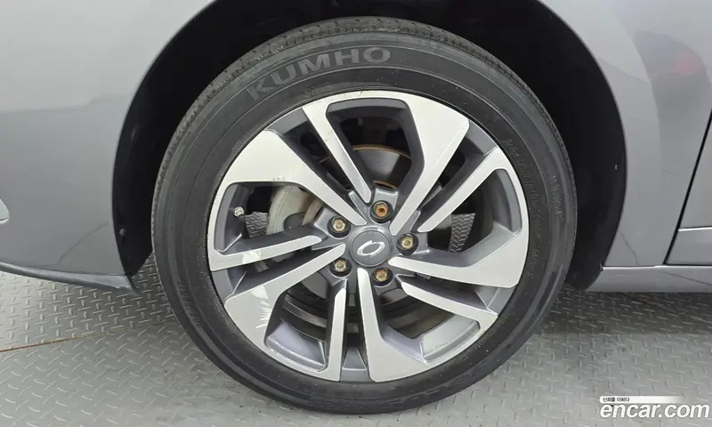 Renault-KoreaSamsung Fluence (SM3)