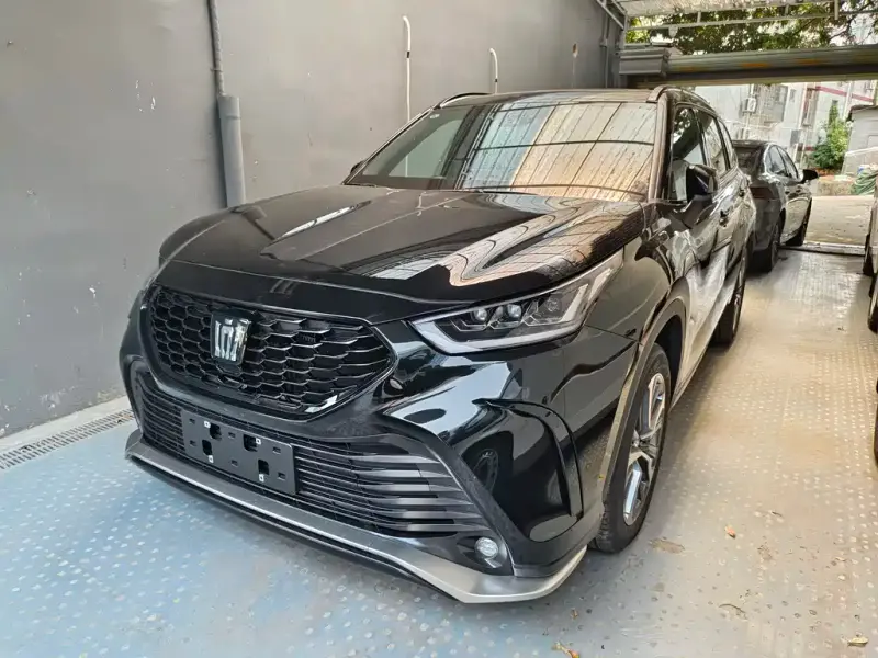 Toyota Crown Kluger