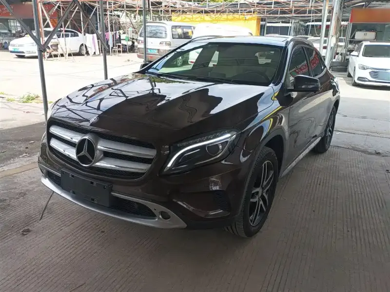 Mercedes-Benz GLA