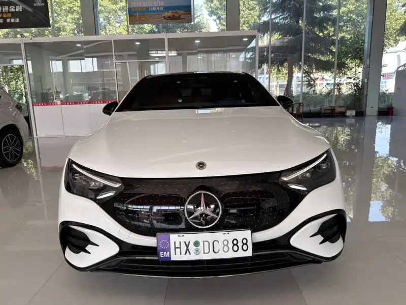 Mercedes-Benz EQE