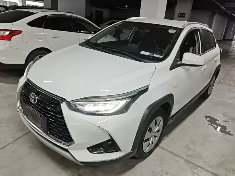 Toyota Yaris L