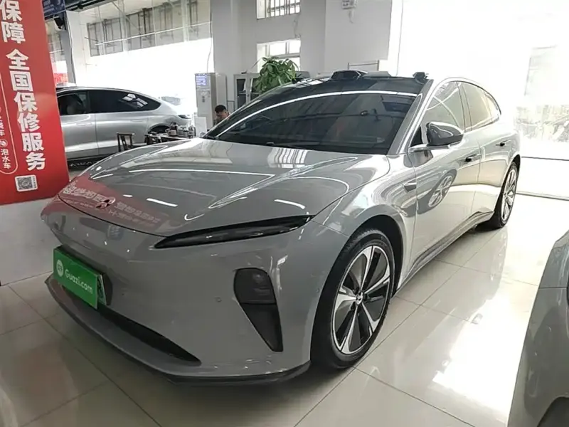 NIO ET5T