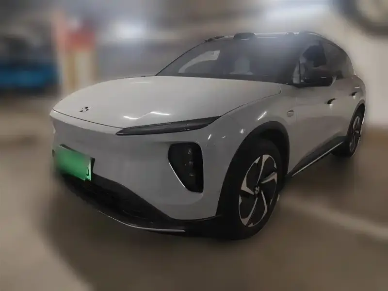NIO ES6