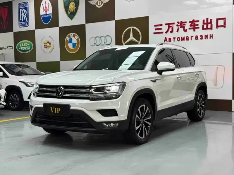 Volkswagen Tharu