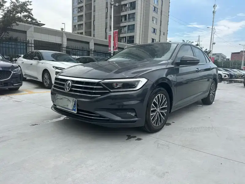 Volkswagen Sagitar