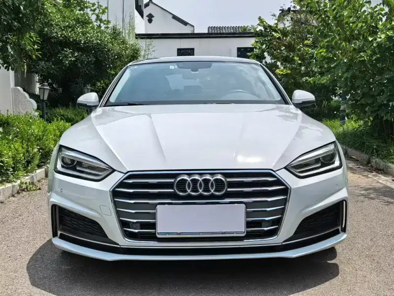 Audi A5 (Import)