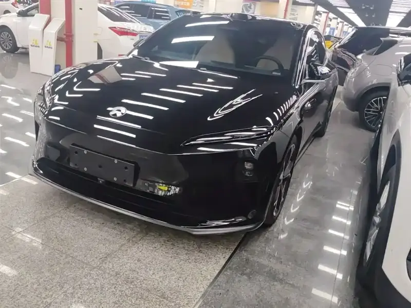 NIO ET5T