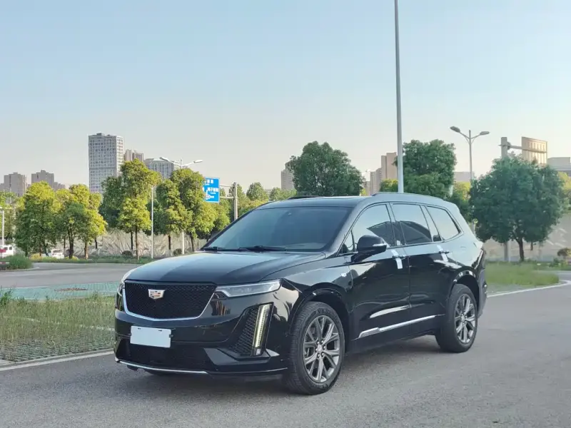 Cadillac XT6