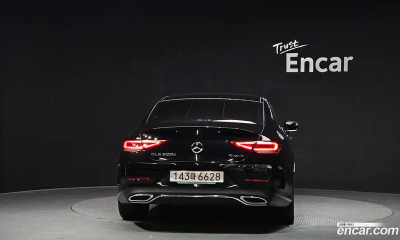 Mercedes-Benz CLS-Class
