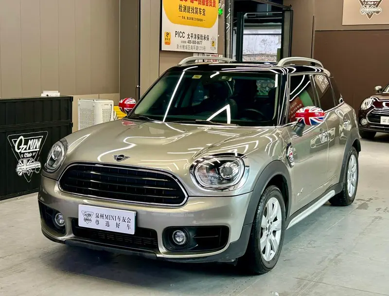 MINI COUNTRYMAN