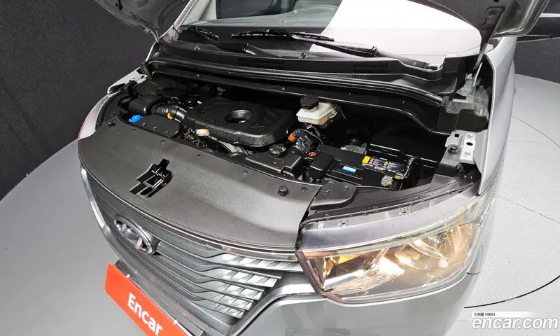 Hyundai H-1
