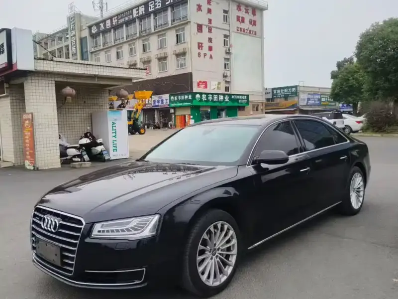 Audi A8