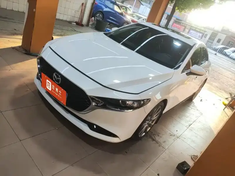 Mazda 3 Axela