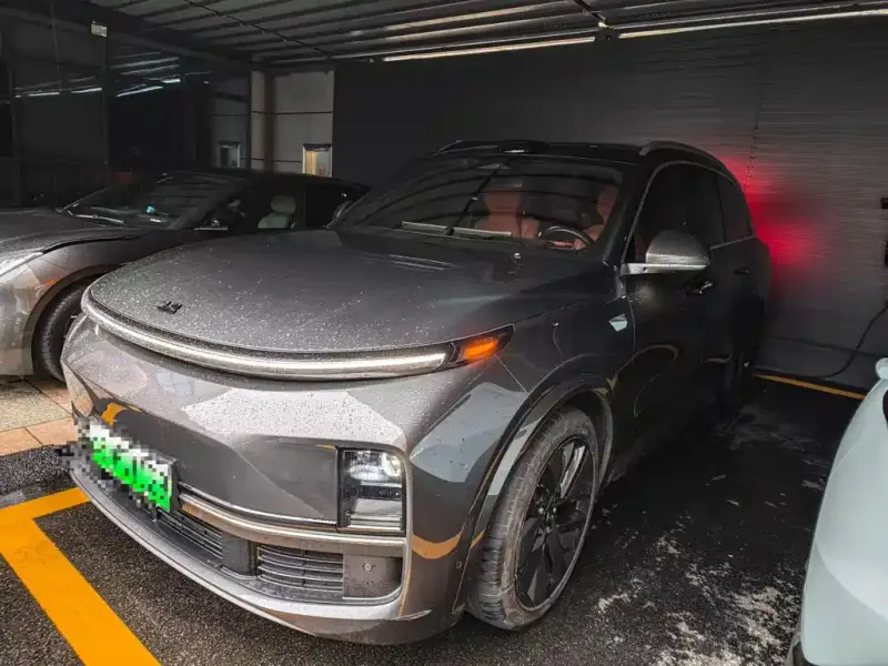 Li Auto L8