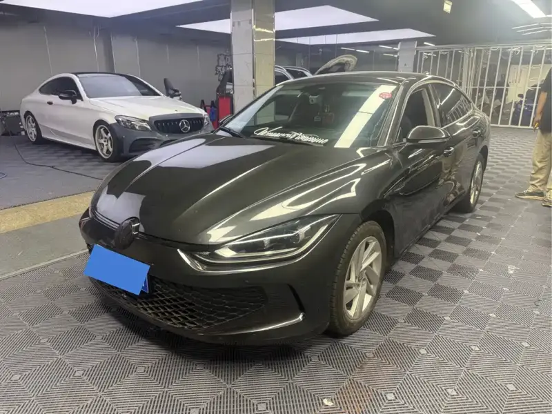 Volkswagen Lamando