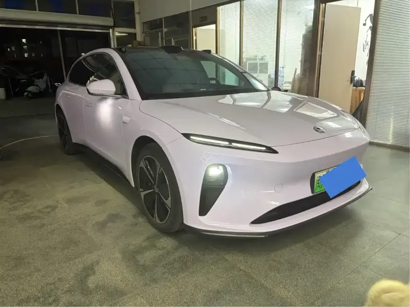 NIO ET5T