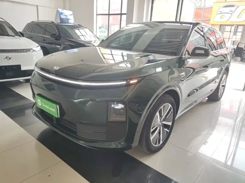 Li Auto L6