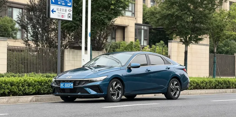 Hyundai Elantra