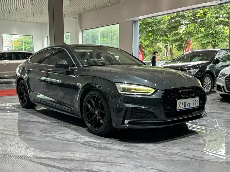 Audi A5 (Import)