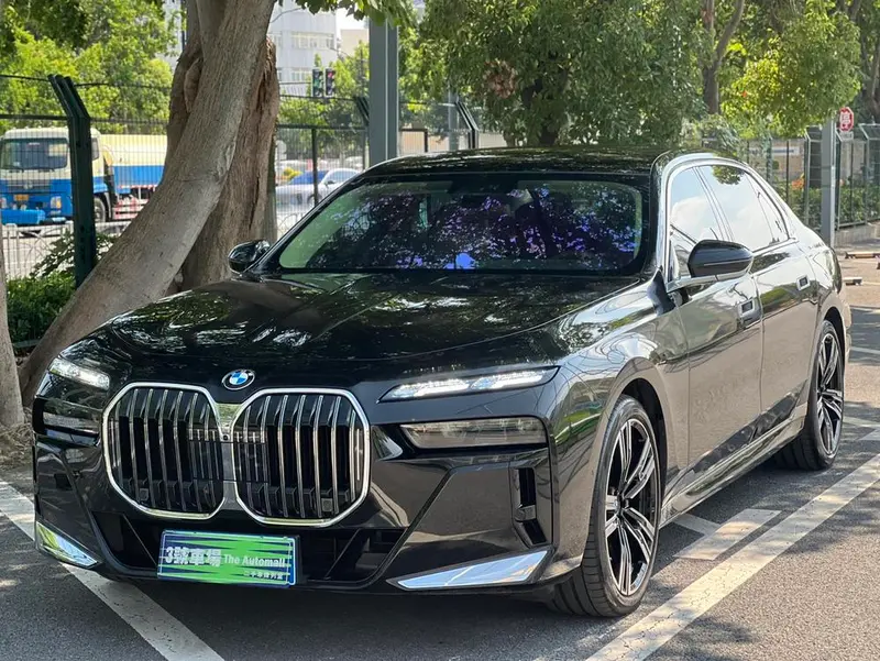 BMW 7-Series