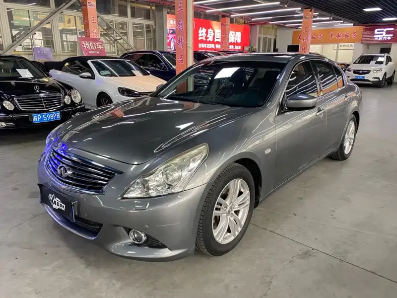 Infiniti G