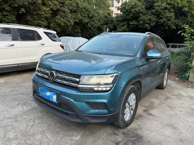 Volkswagen Tharu