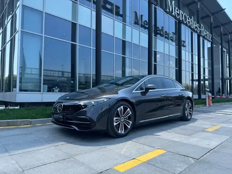 Mercedes-Benz EQS