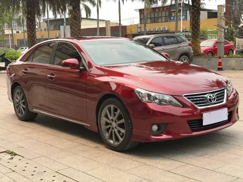 Toyota Reiz