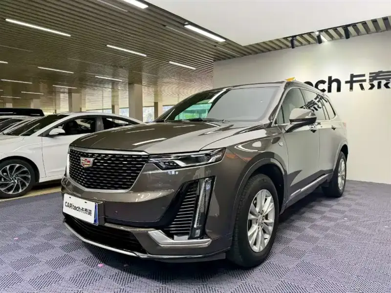 Cadillac XT6