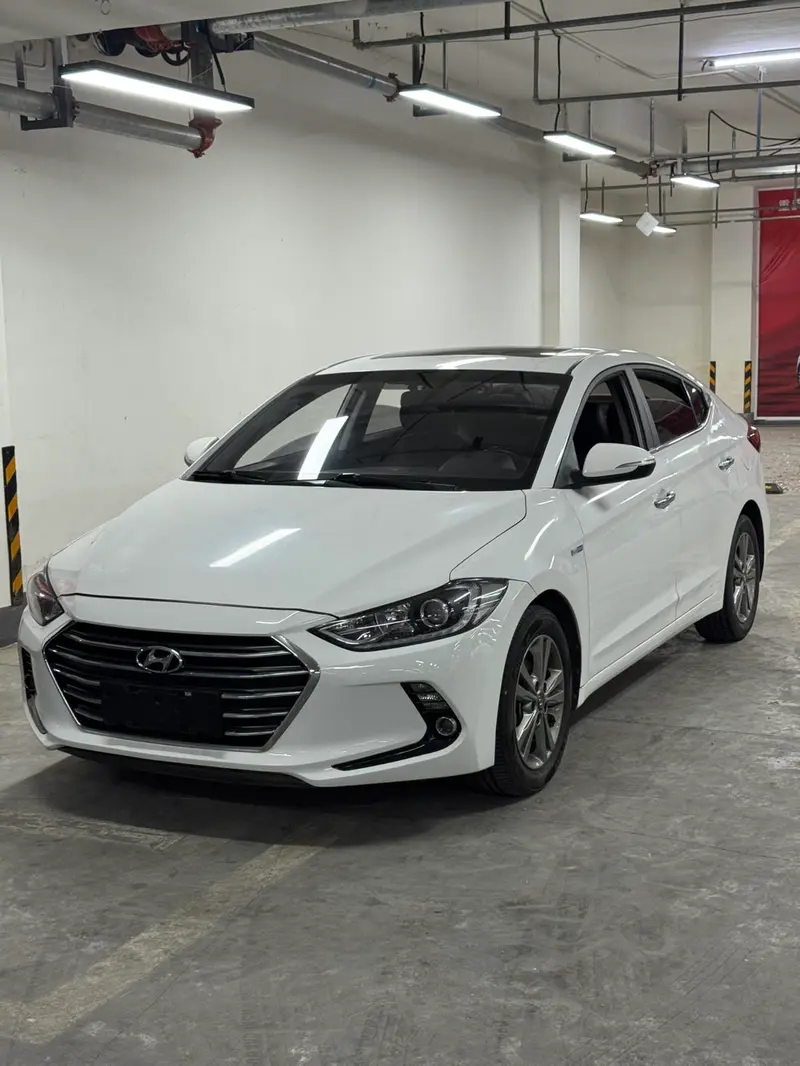 Hyundai Elantra Lingdong