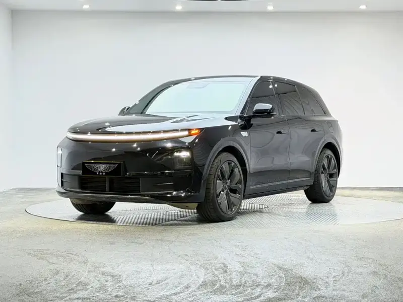 Li Auto L6