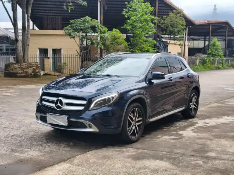 Mercedes-Benz GLA