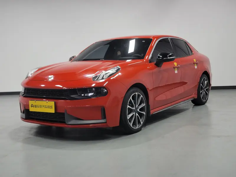 Lynk & Co 03