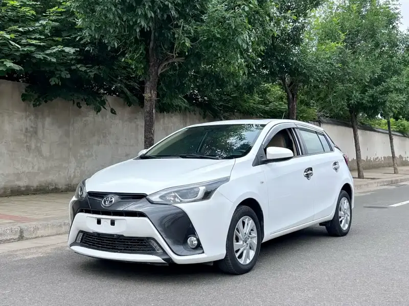 Toyota Yaris L