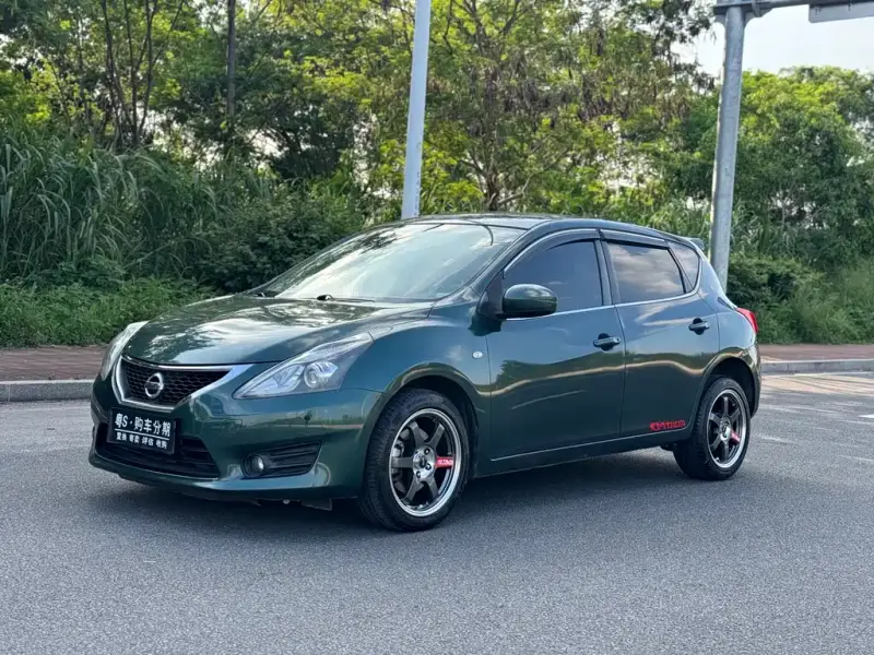 Nissan Tiida