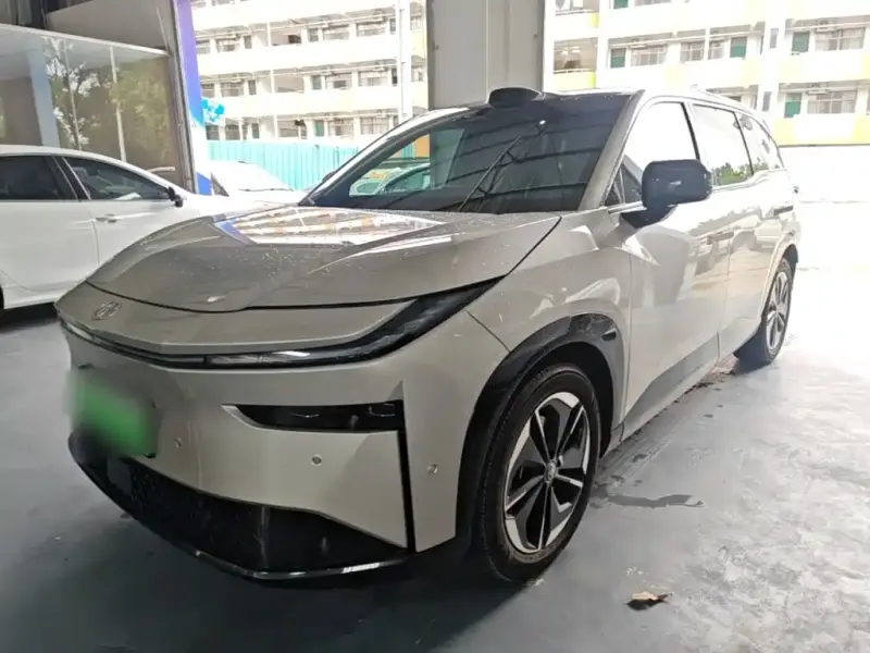 Toyota Bozhi 3X