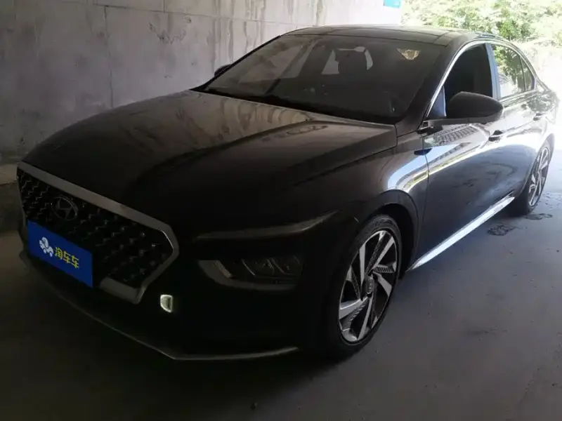 Hyundai Mistra