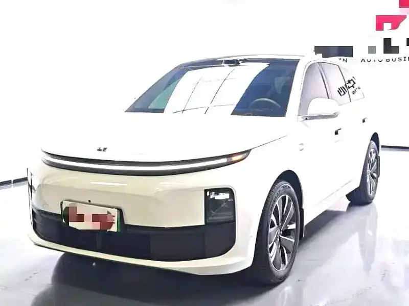 Li Auto L6