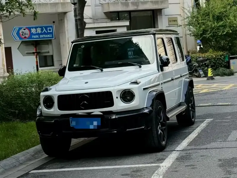Mercedes-Benz G-Class