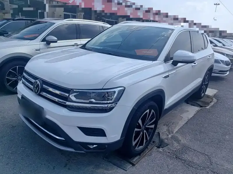 Volkswagen Tharu