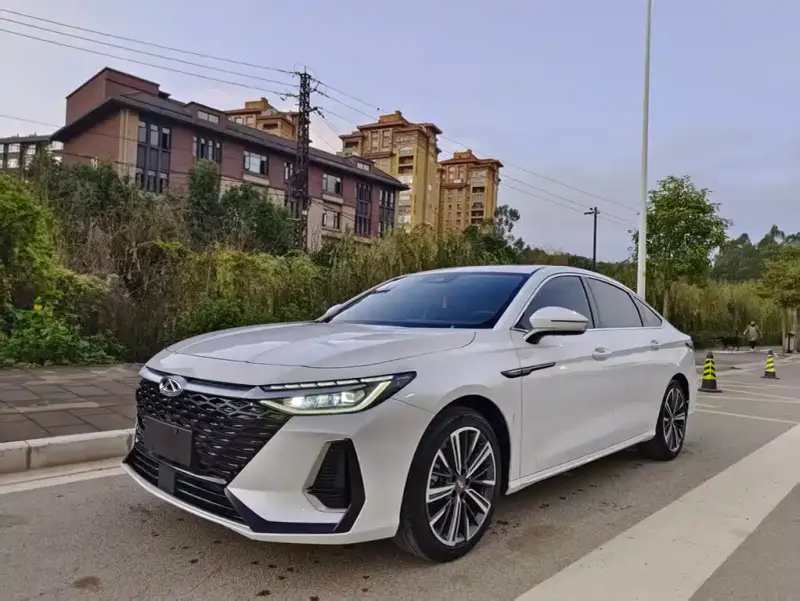 Chery Arrizo 8