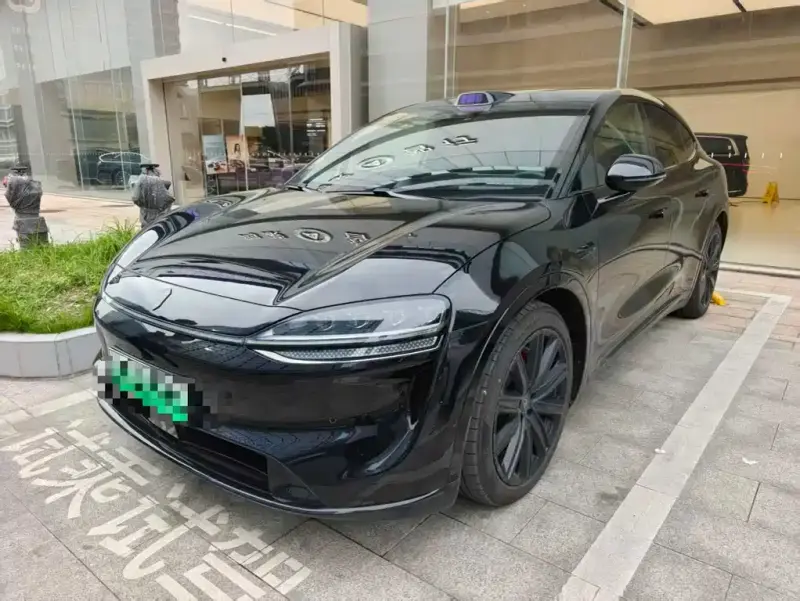 Luxeed Zhijie R7
