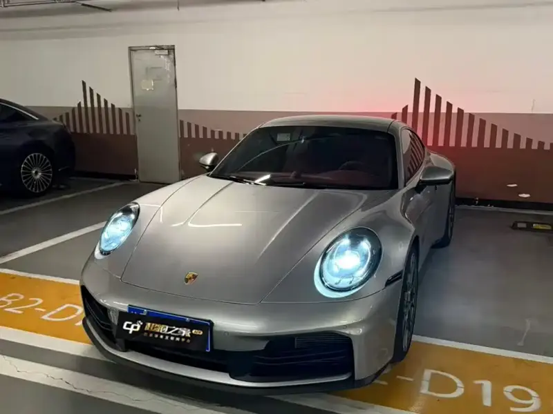 Porsche 911