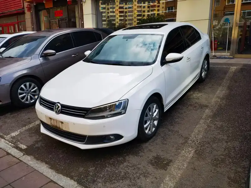 Volkswagen Sagitar