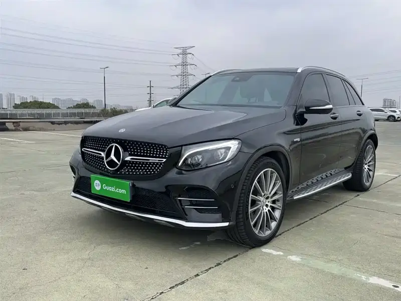 Mercedes-Benz GLC AMG