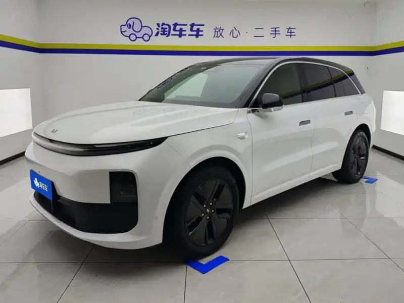 Li Auto L6