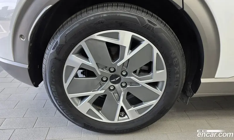 Genesis GV60