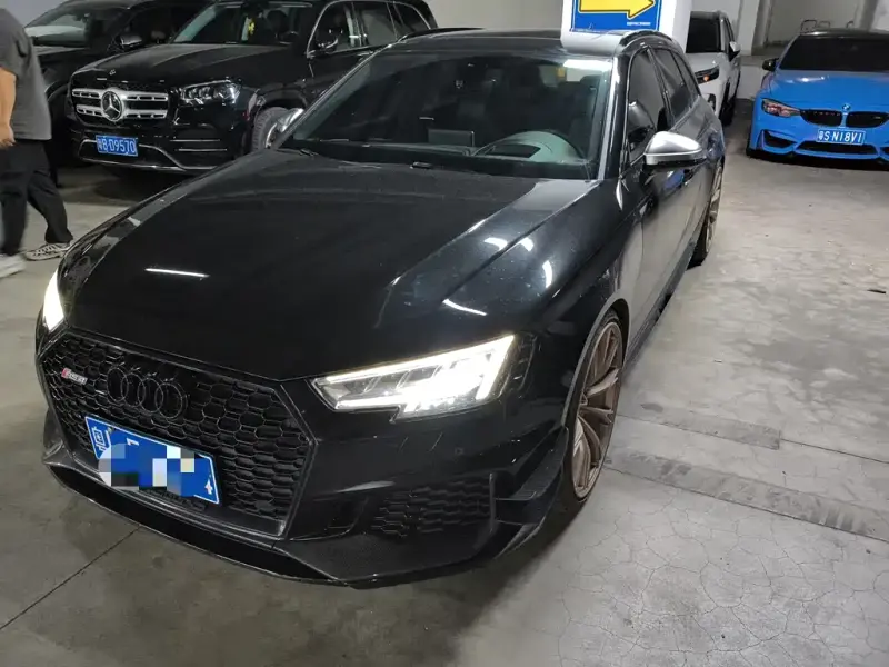 Audi RS 4