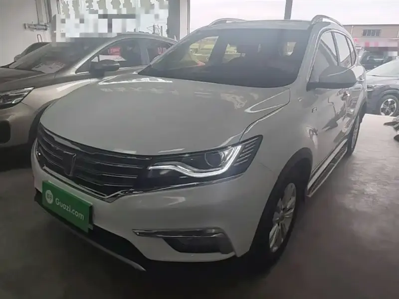 Roewe MG HS (RX5)