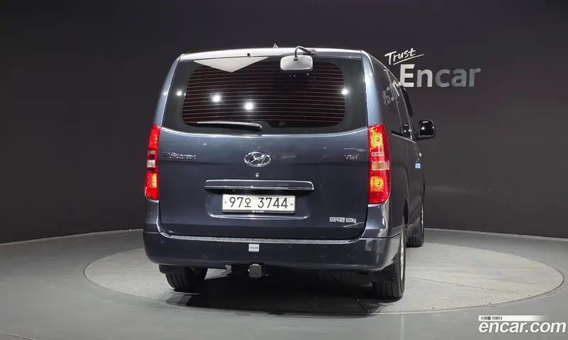 Hyundai H-1